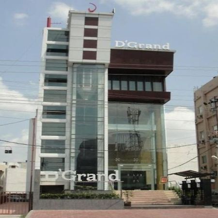 Hotel D'Grand Bareilly Eksteriør bilde
