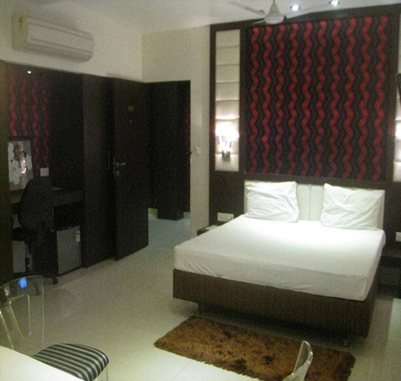 Hotel D'Grand Bareilly Eksteriør bilde