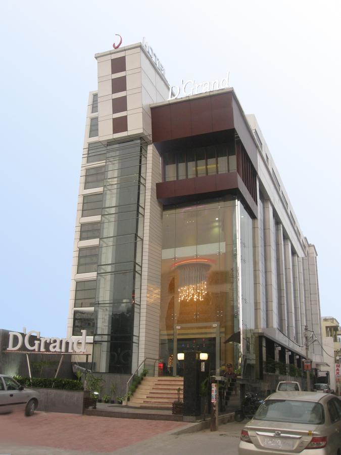 Hotel D'Grand Bareilly Eksteriør bilde
